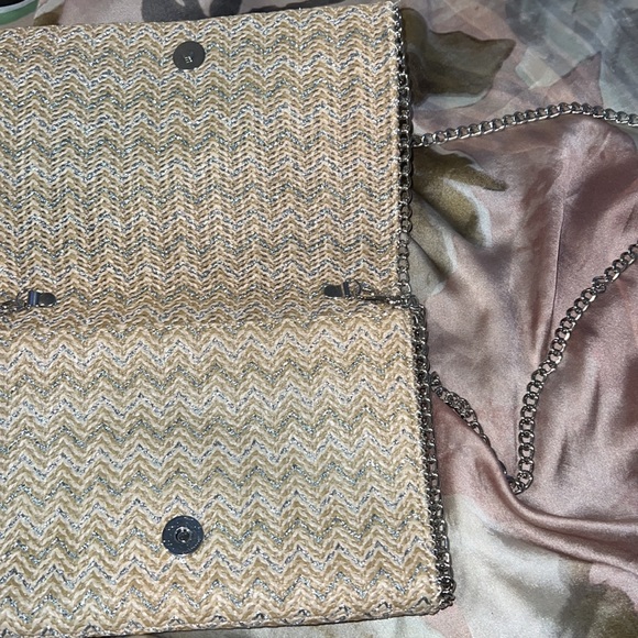 Chelsea28 Clutch - Picture 3 of 7